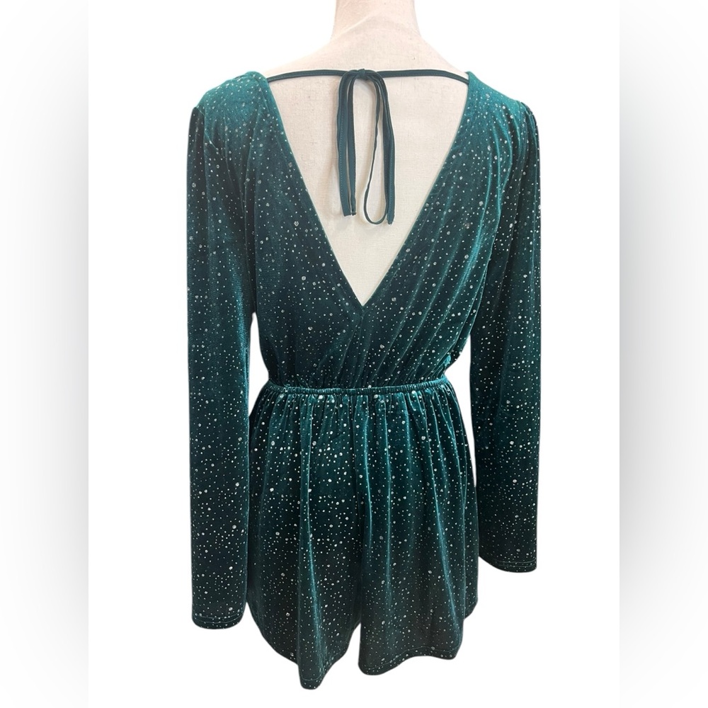 Lulus Beneath a Starry Sky Emerald Green Velvet Silver Sparkly Romper Medium NWT - Picture 5 of 15